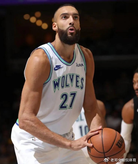 管理层是对方卧底?NBA这5笔交易 离谱到让你怀疑人生|湖人|比尔|篮网|戈贝尔|明尼苏达森林狼队_新浪体育_新浪新闻
